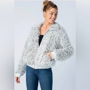 Rhea Grey Fluffy Sherpa Faux Fur Full Zip Jacket Size: M